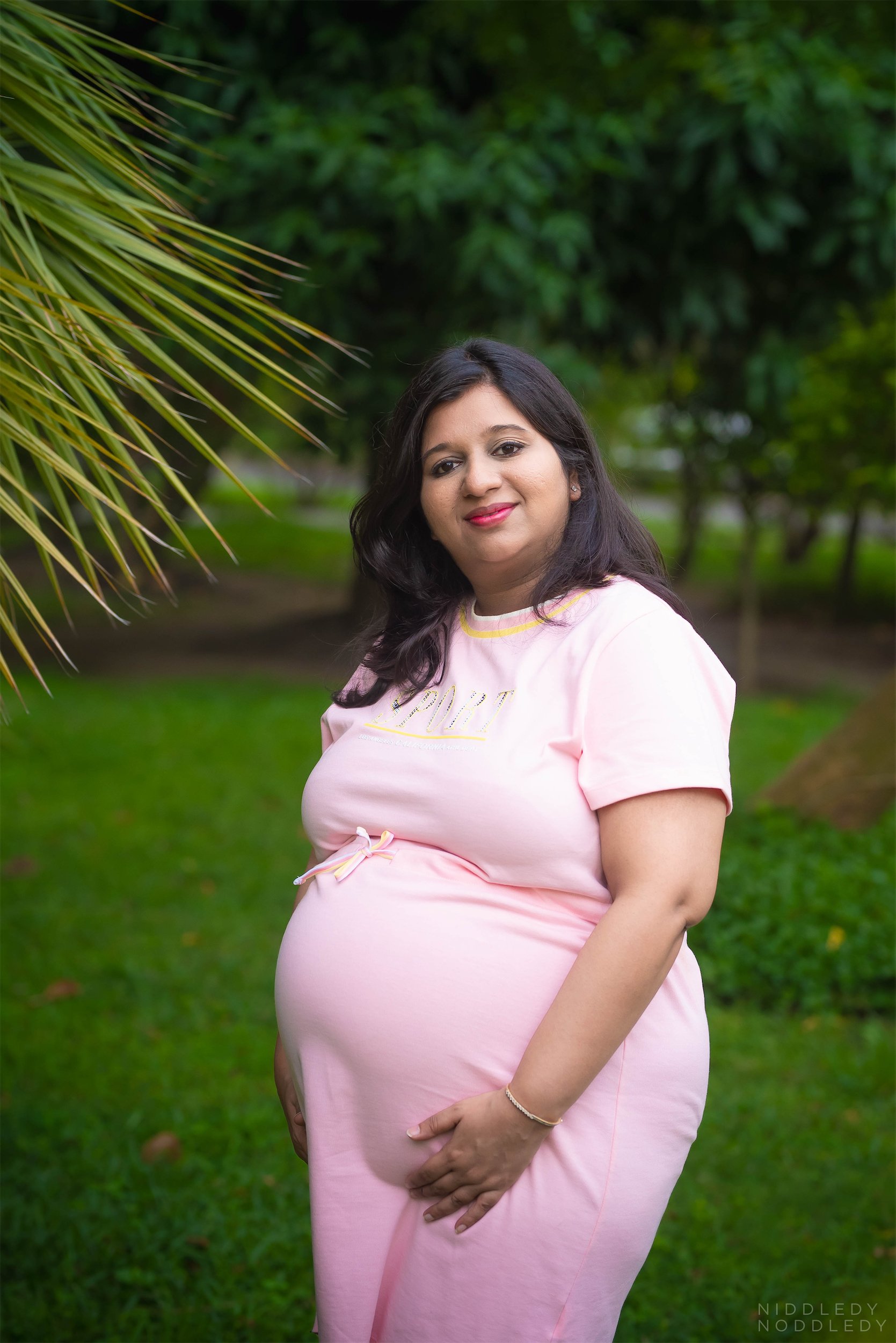 Swati Maternity Photoshoot Gallery — Niddledy Noddledy - Newborn